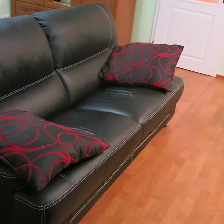 Veronika 2 Apartment *